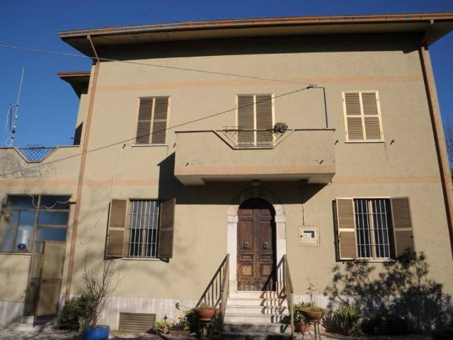 Villa Indipendente in vendita a Castro Dei Volsci, Lazio