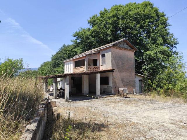 Villa Indipendente in vendita a Castro Dei Volsci, Lazio