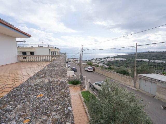 Villa Indipendente in vendita a Castro Marina, Puglia