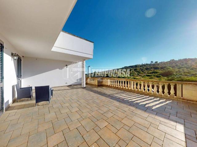 Villa Indipendente in vendita a Castro Marina, Puglia