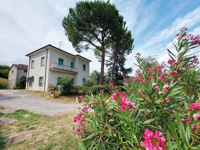Villa Indipendente in vendita a Unione di Comuni della Romagna Forlivese, Castrocaro Terme