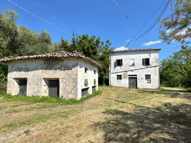 Villa Indipendente in vendita a Unione di Comuni della Romagna Forlivese, Castrocaro Terme