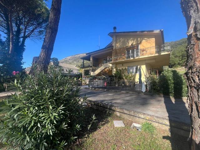 Villa Indipendente in vendita a Castrocielo, Frosinone