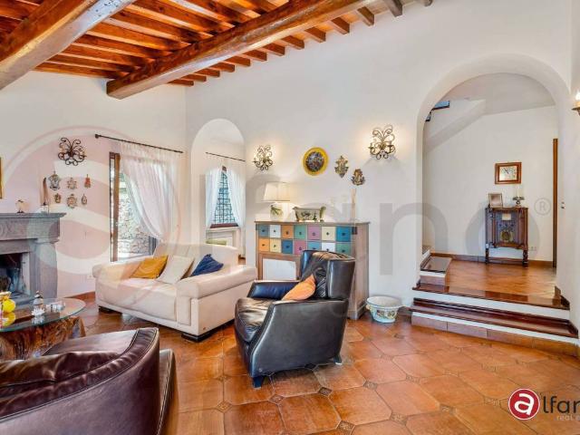 Villa Indipendente in vendita a Castrocielo, Lazio