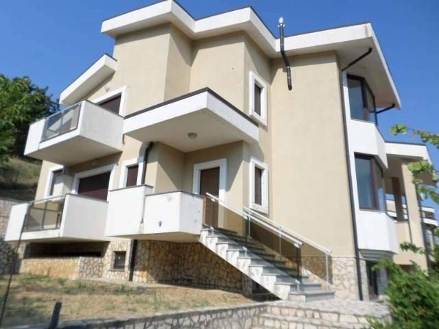 Villa Indipendente in vendita a Calabria, Cosenza