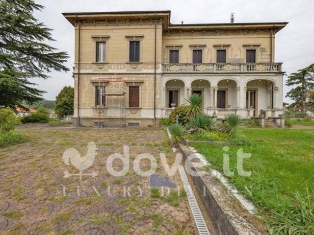 Villa Indipendente in vendita a Cascine Maggio, Castronno