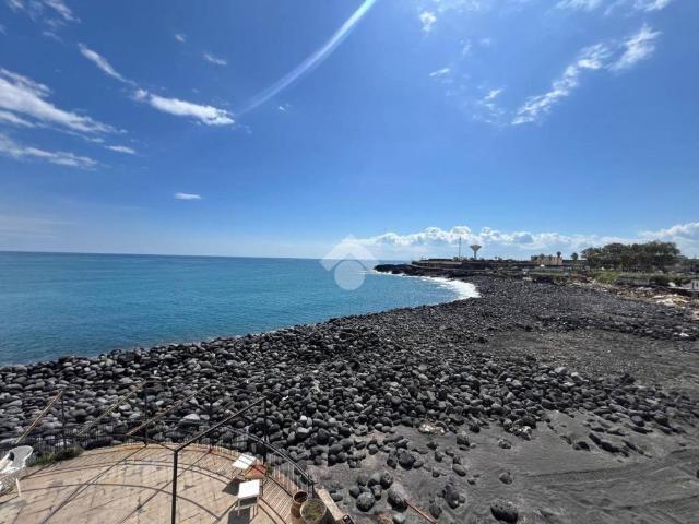 Villa Indipendente in vendita a Picanello-Ognina-Barriera-Canalicchio, Catania