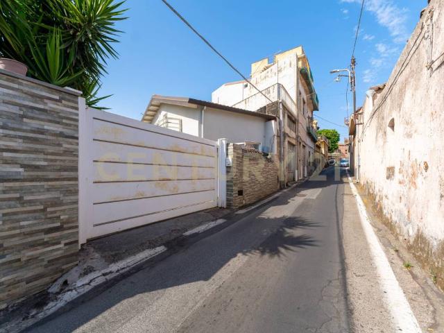 Villa Indipendente in vendita a San Giovanni Galermo-Trappeto-Cibali, Catania