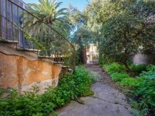 Villa Indipendente in vendita a Picanello-Ognina-Barriera-Canalicchio, Catania