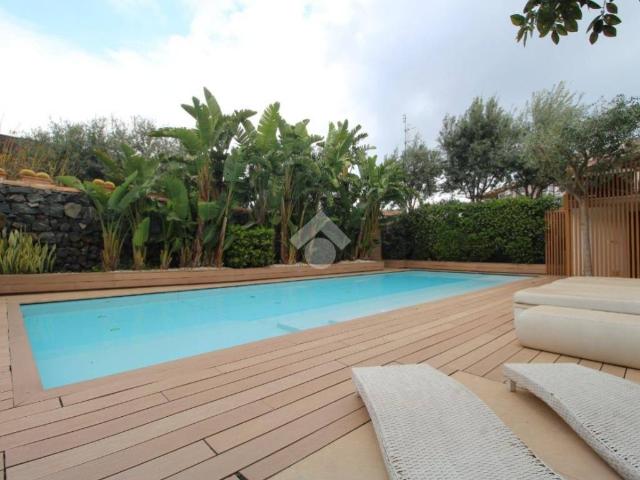 Villa Indipendente in vendita a Picanello-Ognina-Barriera-Canalicchio, Catania