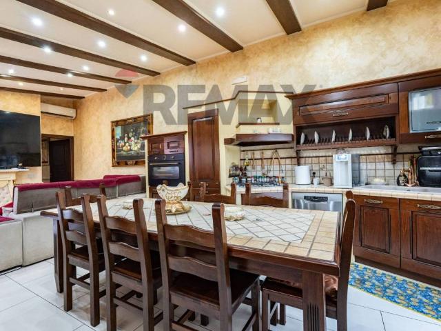 Villa Indipendente in vendita a San Giorgio-Librino-San Giuseppe la Rena-Zia Lisa-Villaggio Sant'Agata, Catania