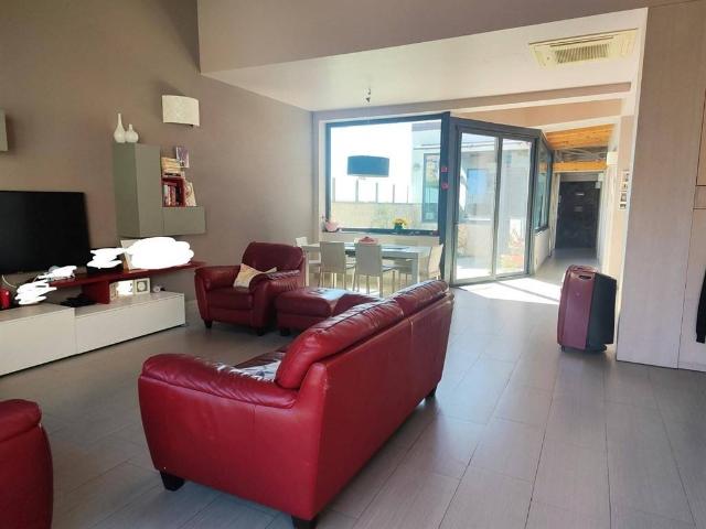 Villa Indipendente in vendita a San Giovanni Galermo-Trappeto-Cibali, Catania