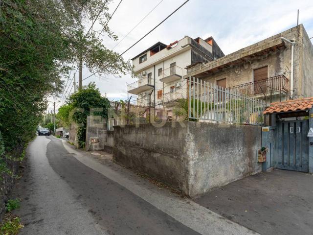 Villa Indipendente in vendita a San Giovanni Galermo-Trappeto-Cibali, Catania