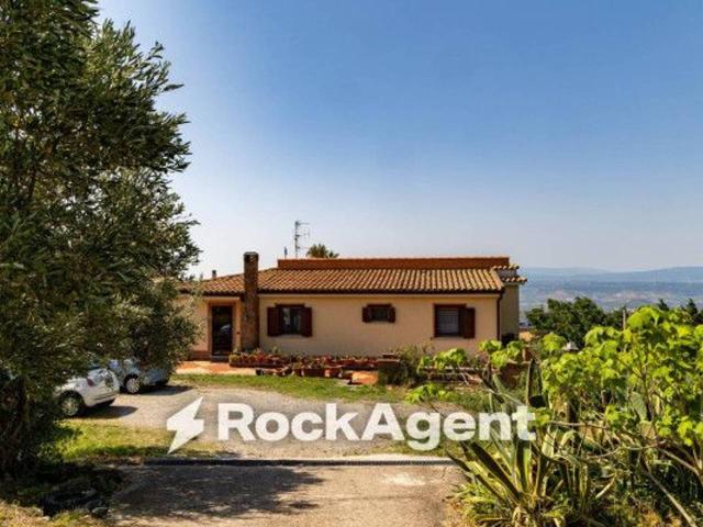 Villa Indipendente in vendita a Calabria, Catanzaro