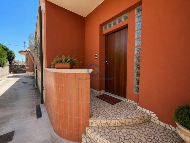 Villa Indipendente in vendita a Calabria, Catanzaro