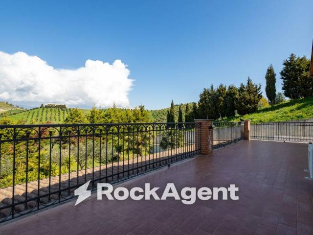 Villa Indipendente in vendita a Dulcino, Catanzaro