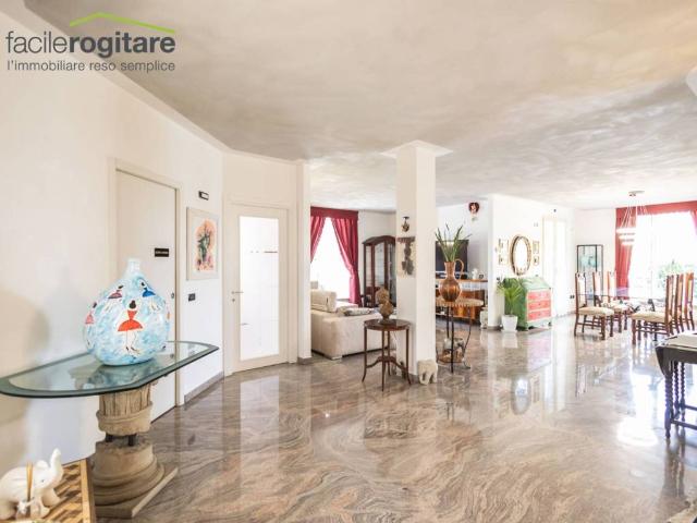 Villa Indipendente in vendita a Cattolica, Reggio Emilia