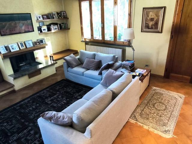 Villa Indipendente in vendita a Cattolica, Reggio Emilia