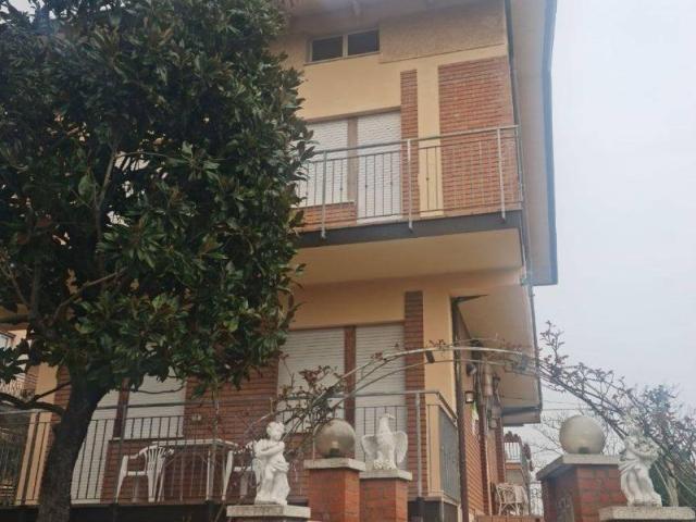 Villa Indipendente in vendita a Cattolica, Reggio Emilia