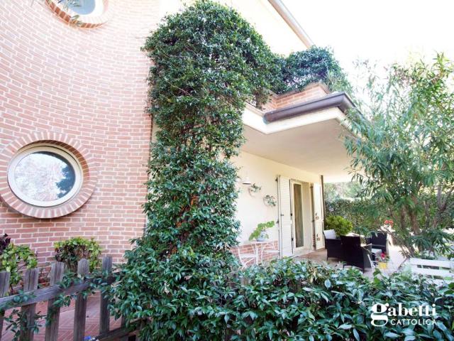 Villa Indipendente in vendita a Cattolica, Reggio Emilia
