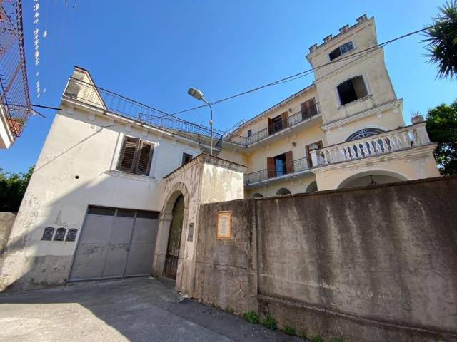 Villa Indipendente in vendita a Santa Rosa, Cava De' Tirreni