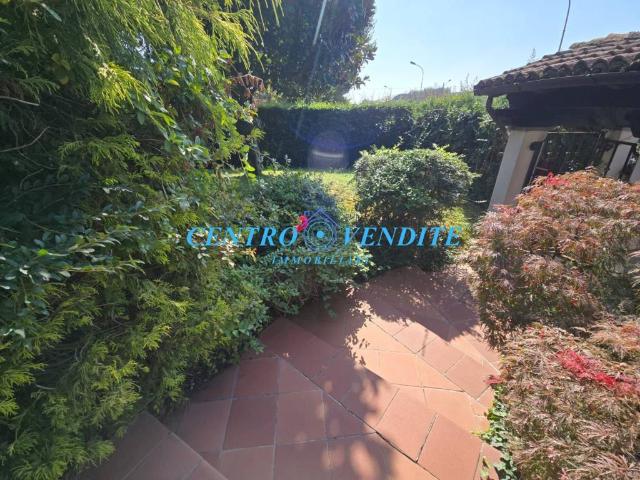 Villa Indipendente in vendita a Cava Manara, Lombardia