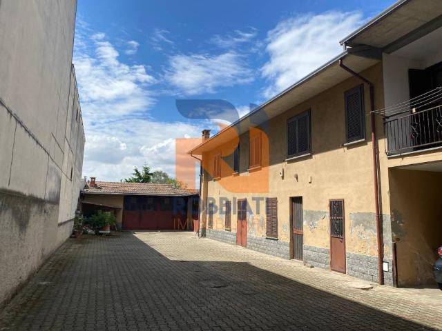 Villa Indipendente in vendita a Cava Manara, Lombardia