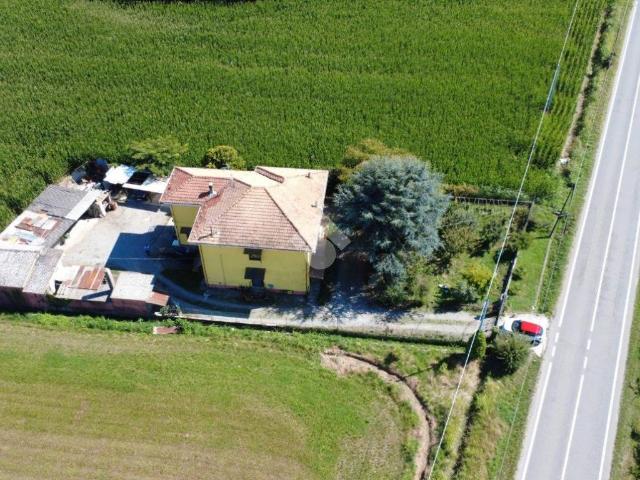 Villa Indipendente in vendita a Piemonte, Biella