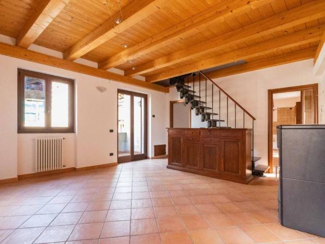 Villa Indipendente in vendita a Piemonte, Novara
