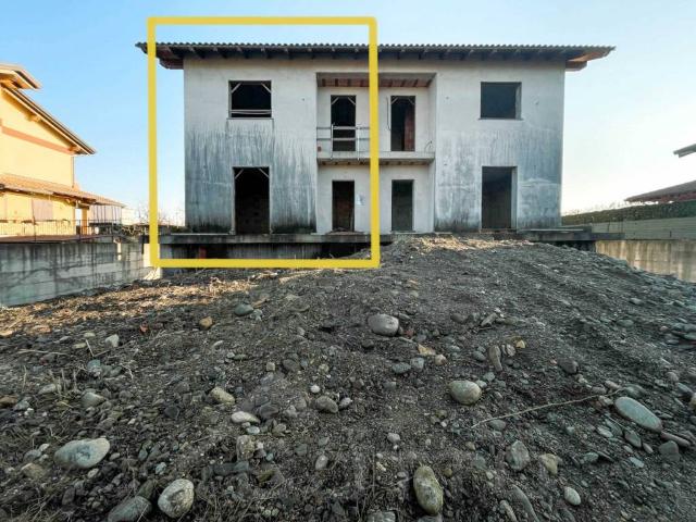 Villa Schiera in vendita a Piemonte, Novara