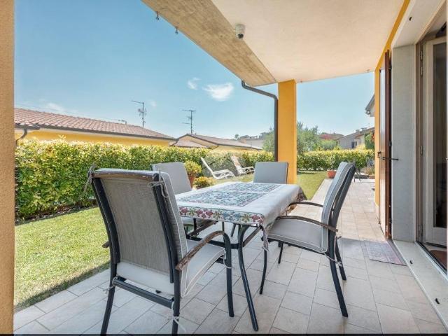 Villa Indipendente in vendita a Cavaion Veronese, Veneto