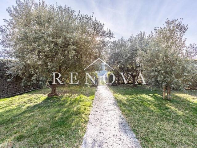 Villa Indipendente in vendita a Cavaion Veronese, Veneto