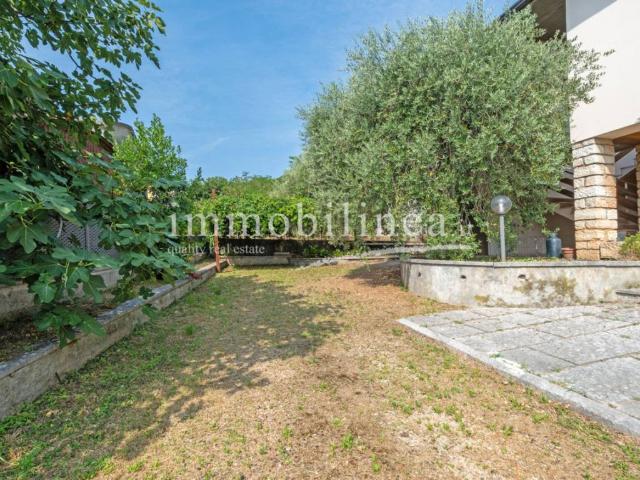 Villa Indipendente in vendita a Cavaion Veronese, Veneto