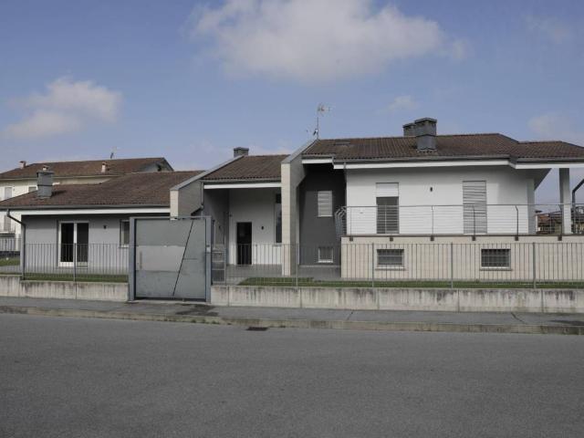 Villa Indipendente in vendita a Piemonte, Cuneo