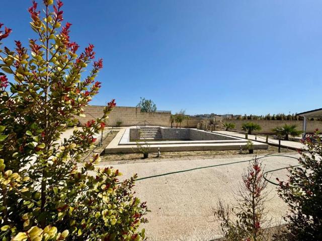 Villa Indipendente in vendita a Cavallino, Lecce