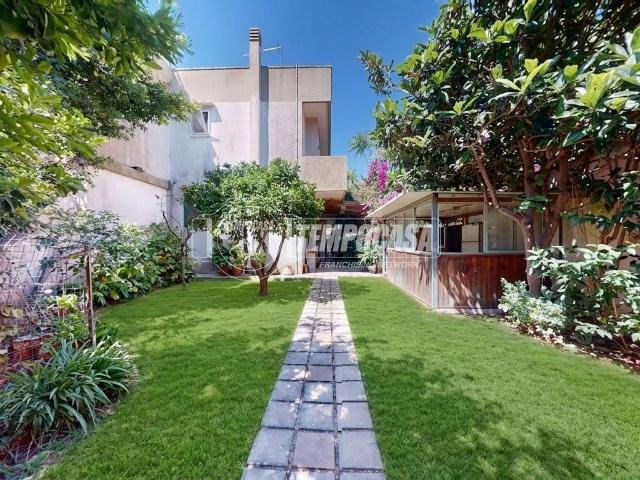 Villa Indipendente in vendita a Puglia, Lecce