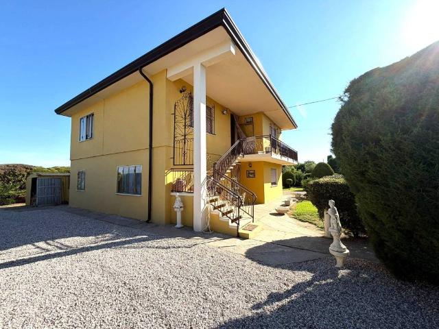 Villa Indipendente in vendita a Villaggio Flavio Busonera, Cavarzere