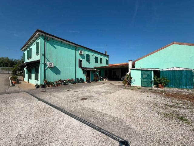Villa Indipendente in vendita a Martinelle, Cavarzere