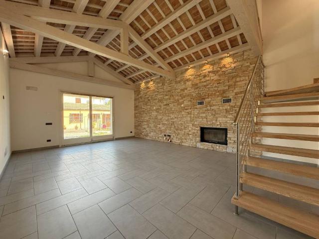 Villa Indipendente in vendita a Cavarzere, Veneto