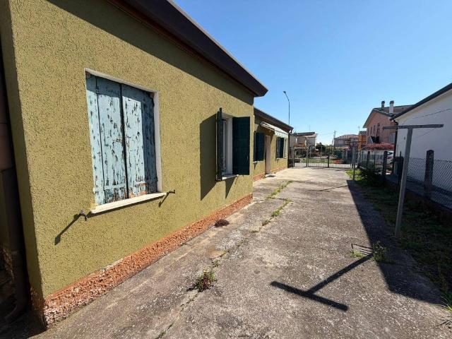 Villa Indipendente in vendita a San Giuseppe, Cavarzere