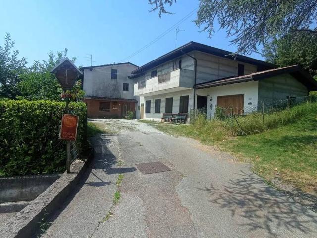 Villa Indipendente in vendita a Cavasso Nuovo, Friuli-Venezia Giulia