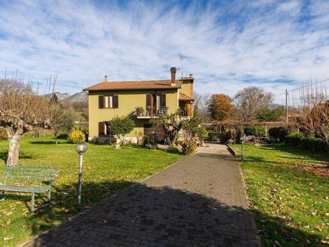Villa Indipendente in vendita a San Bartolomeo, Roma Capitale