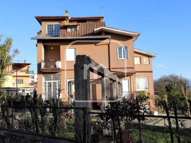 Villa Indipendente in vendita a Roma Capitale, Lazio