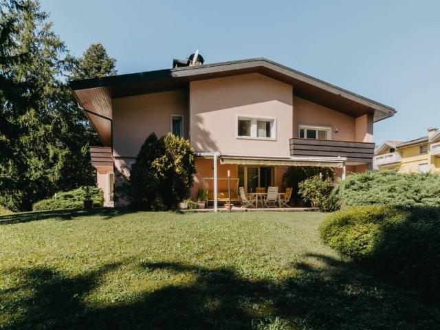 Villa Indipendente in vendita a Stravino, Cavedine