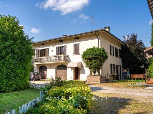Villa Indipendente in vendita a Unione Comuni Modenesi Area Nord, Cavezzo