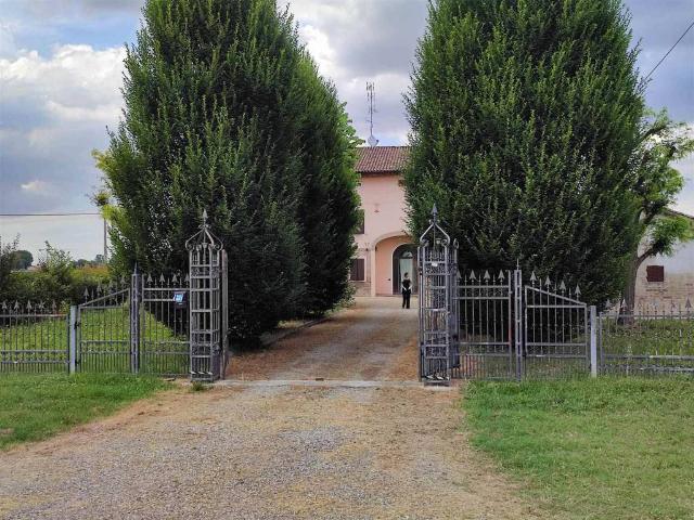 Villa Indipendente in vendita a Unione Comuni Modenesi Area Nord, Cavezzo