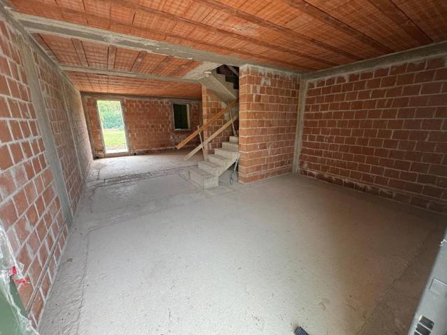 Villa Indipendente in vendita a Unione Comuni Modenesi Area Nord, Cavezzo