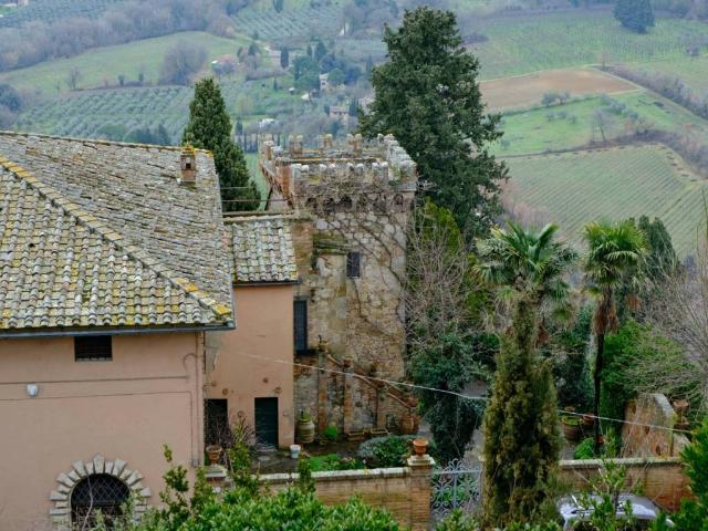 Villa Indipendente in vendita a Val d’Enza, Re