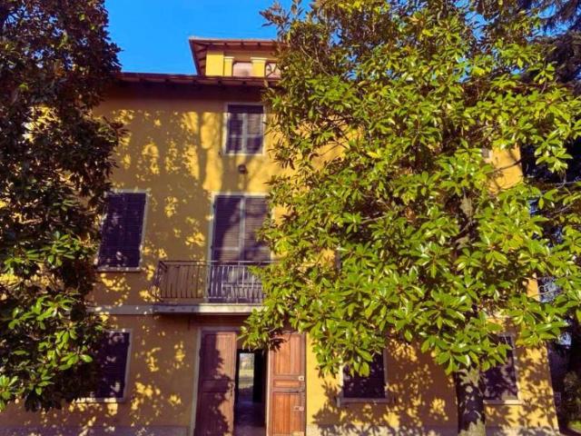 Villa Indipendente in vendita a Val d’Enza, Re