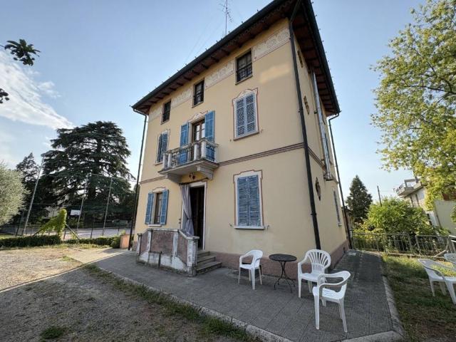 Villa Indipendente in vendita a Cavriago-San Terenziano, Cavriago